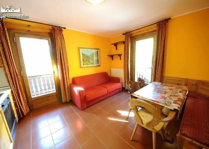 Casa Florin Giumel By アパート